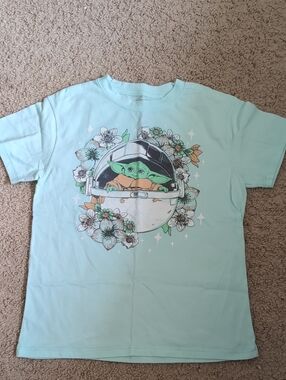 Fifth Sun Kids Mint Green Grogu Floral Pod Tee